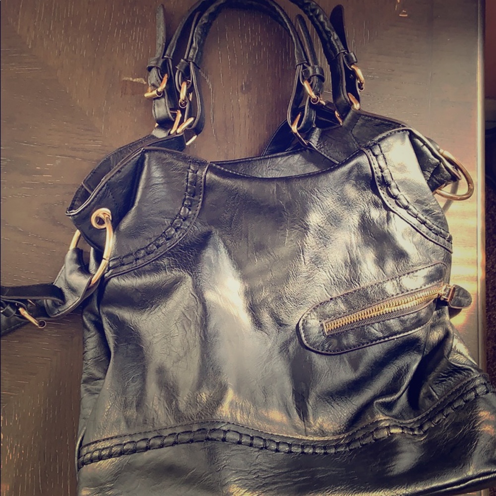 Shoulder bag